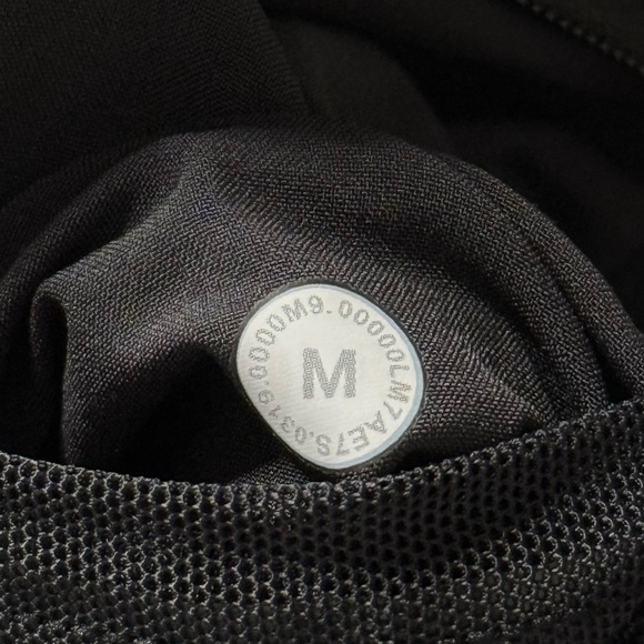 Lululemon In the Key Short - Picture 8 of 8